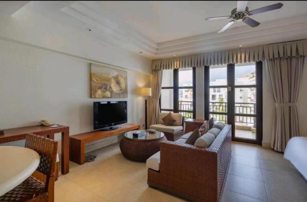 Aegean Suites Sanya Yalong Bay Resort Buitenkant foto